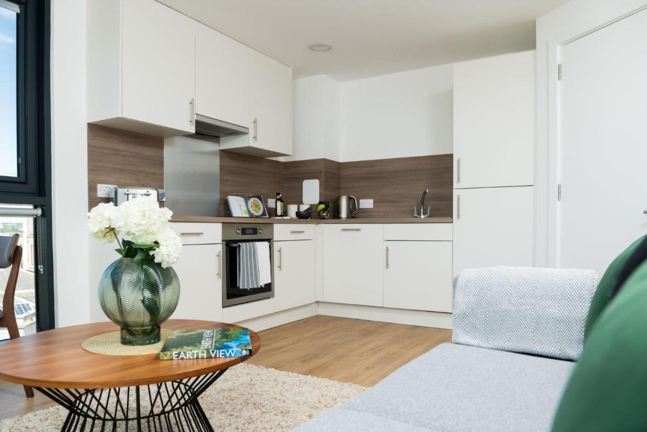 Chic Apartments And Studios At The Point In Aberdeen Exteriör bild