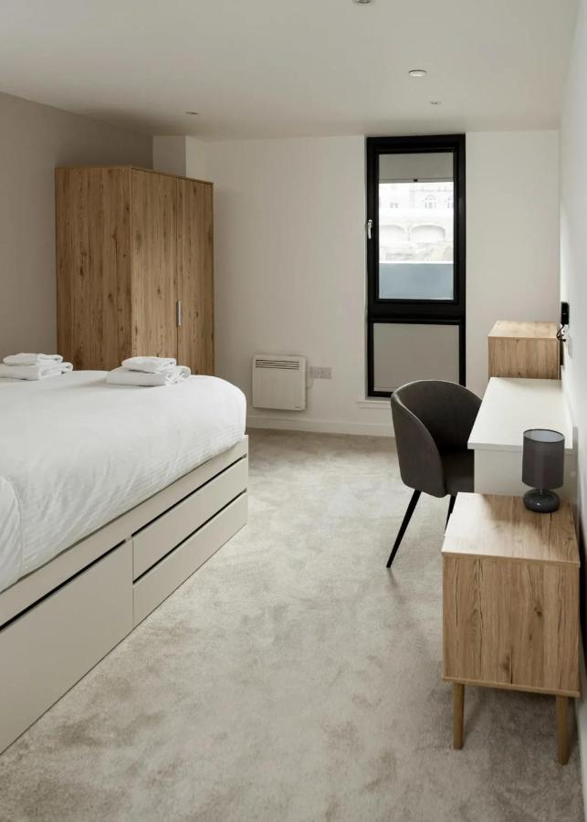 Chic Apartments And Studios At The Point In Aberdeen Exteriör bild