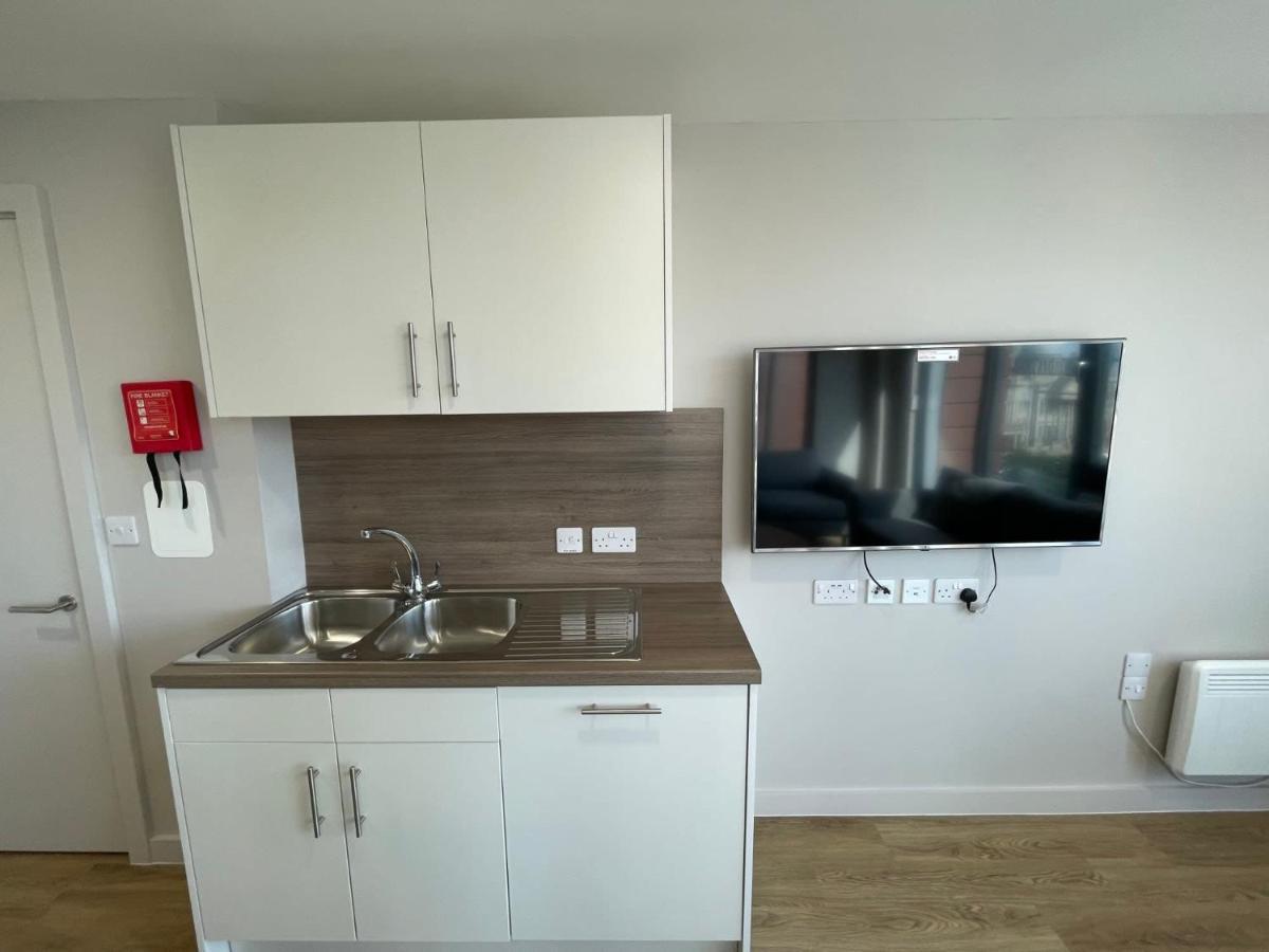 Chic Apartments And Studios At The Point In Aberdeen Exteriör bild