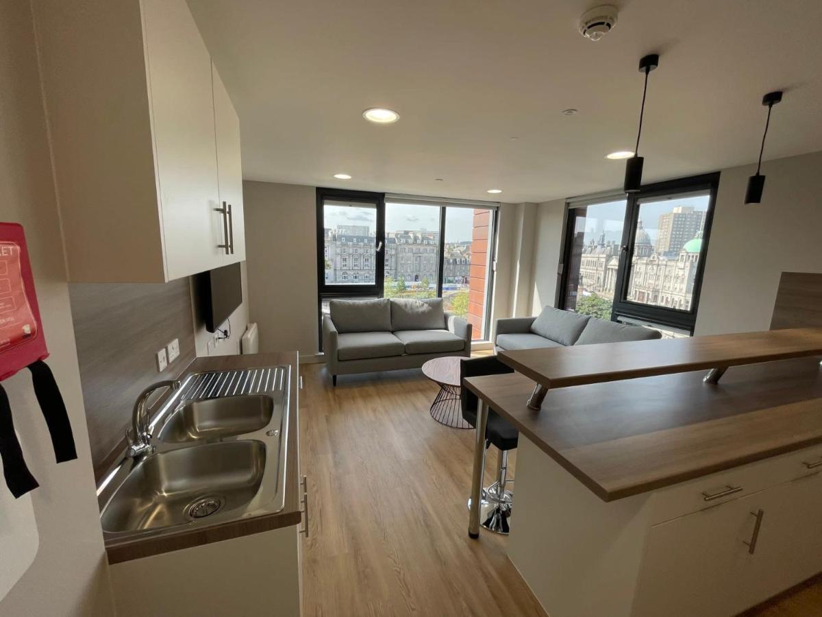 Chic Apartments And Studios At The Point In Aberdeen Exteriör bild