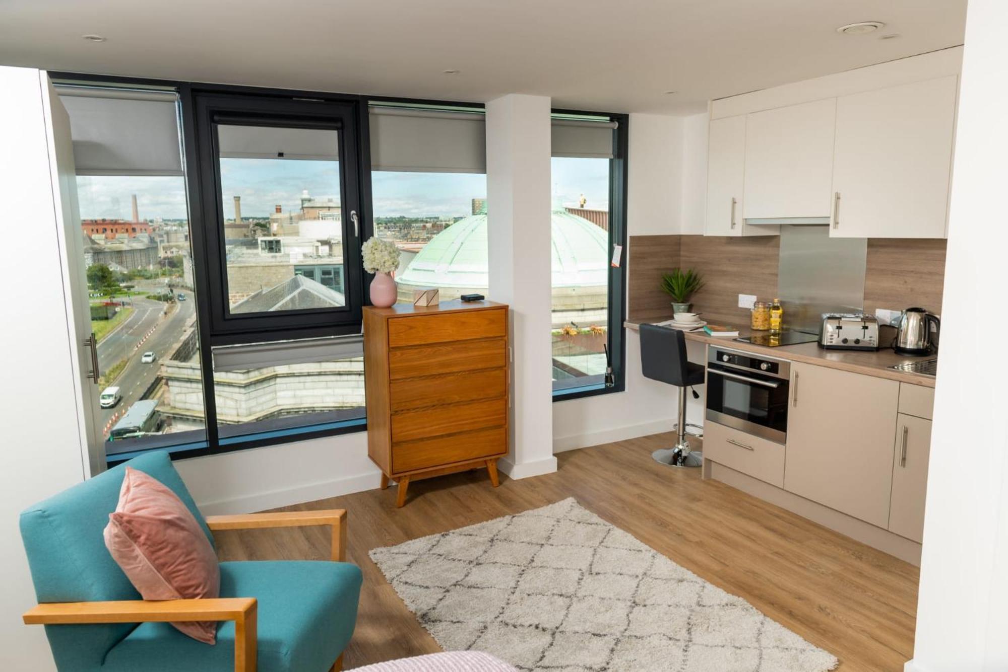 Chic Apartments And Studios At The Point In Aberdeen Exteriör bild